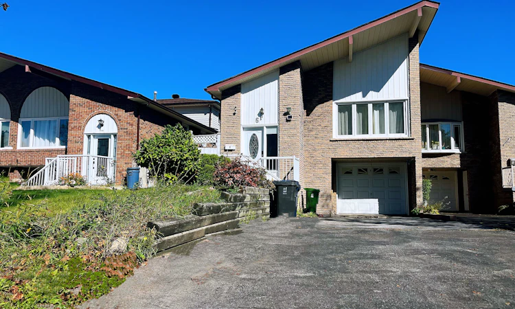 6 Snowhill Crescent