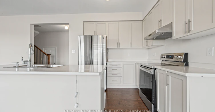 123 Yacht Drive, Clarington, ON, L1C 1Z8 - 12