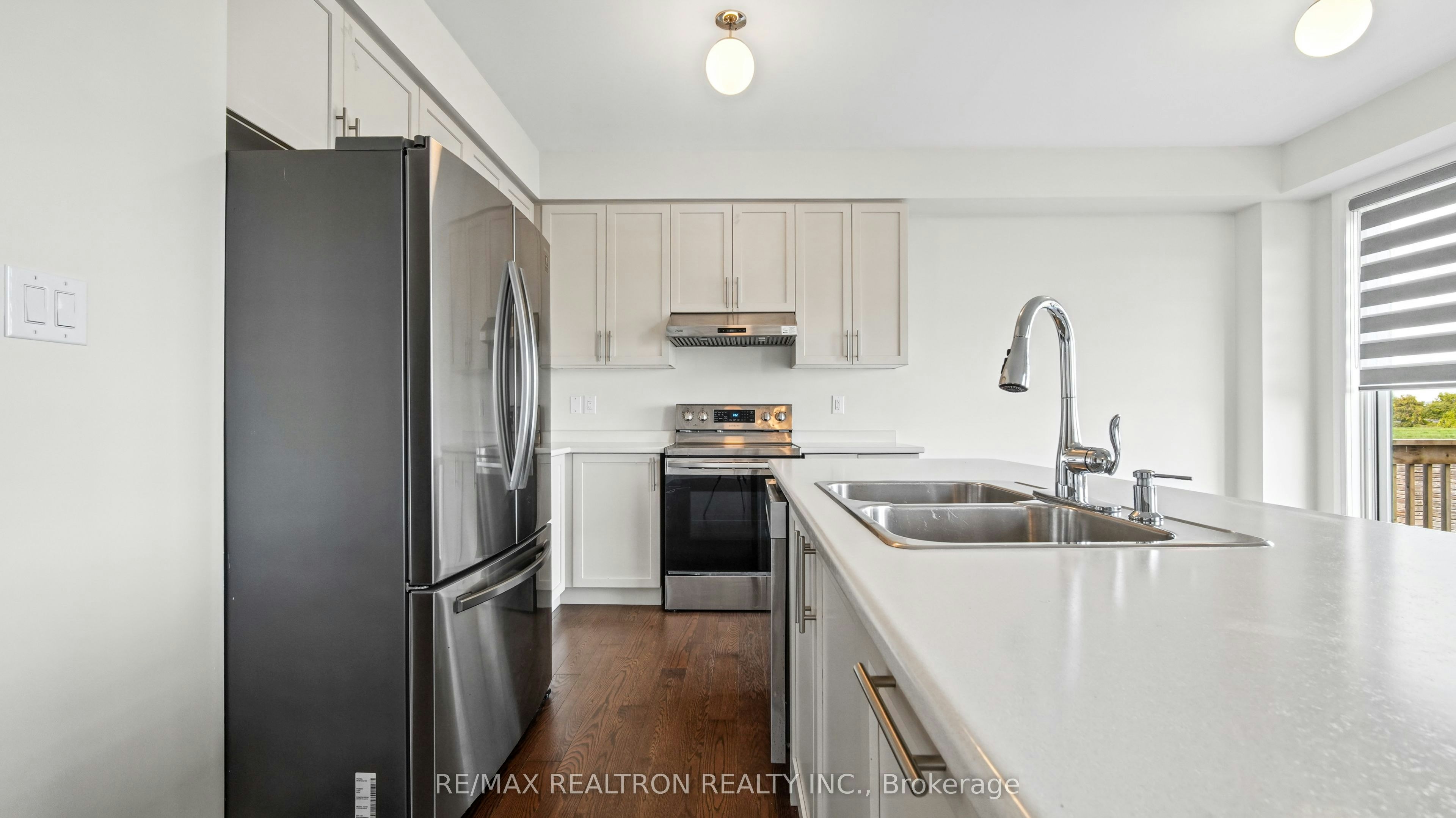 123 Yacht Drive, Clarington, ON, L1C 1Z8 - 13
