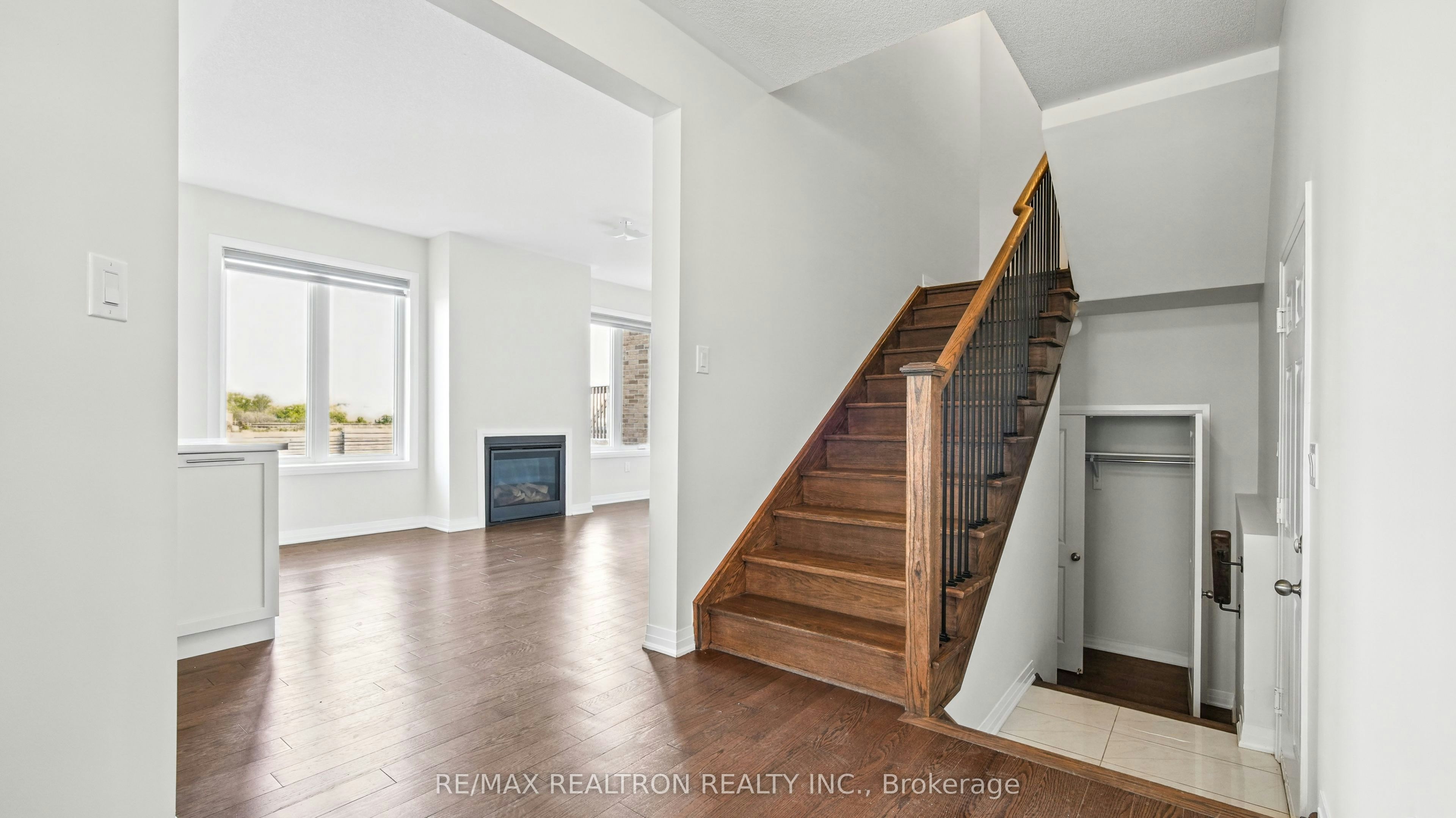 123 Yacht Drive, Clarington, ON, L1C 1Z8 - 9