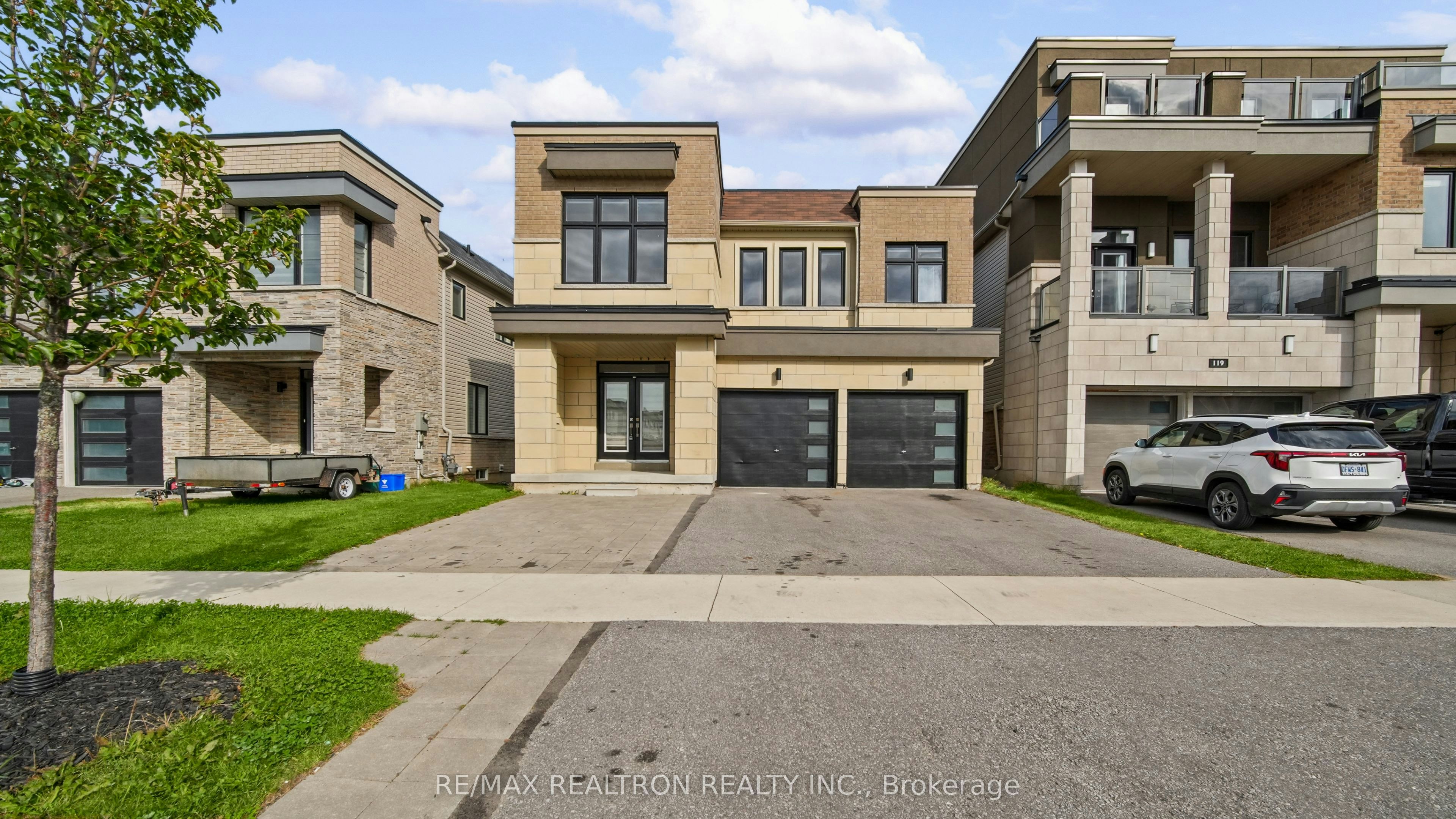 123 Yacht Drive, Clarington, ON, L1C 1Z8
