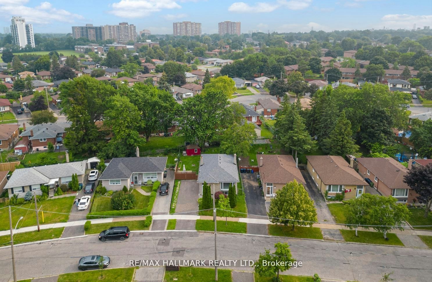 Upper-39 Stansbury Crescent, Toronto, ON, M1K 4R7 - 2
