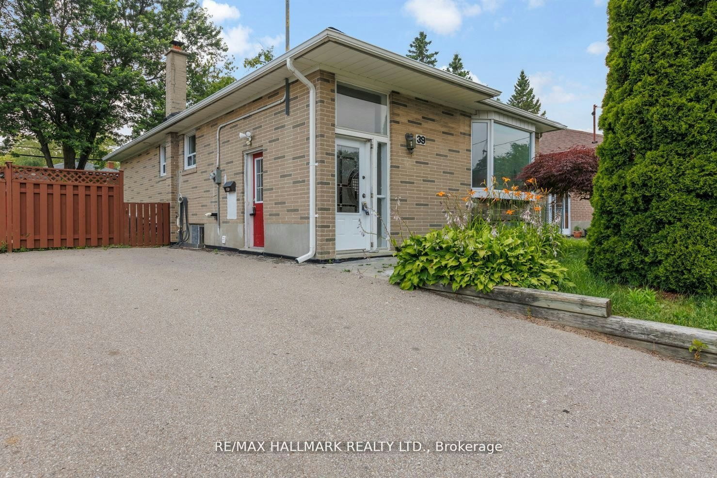 Upper-39 Stansbury Crescent, Toronto, ON, M1K 4R7