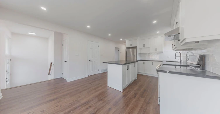 Upper-39 Stansbury Crescent, Toronto, ON, M1K 4R7 - 5