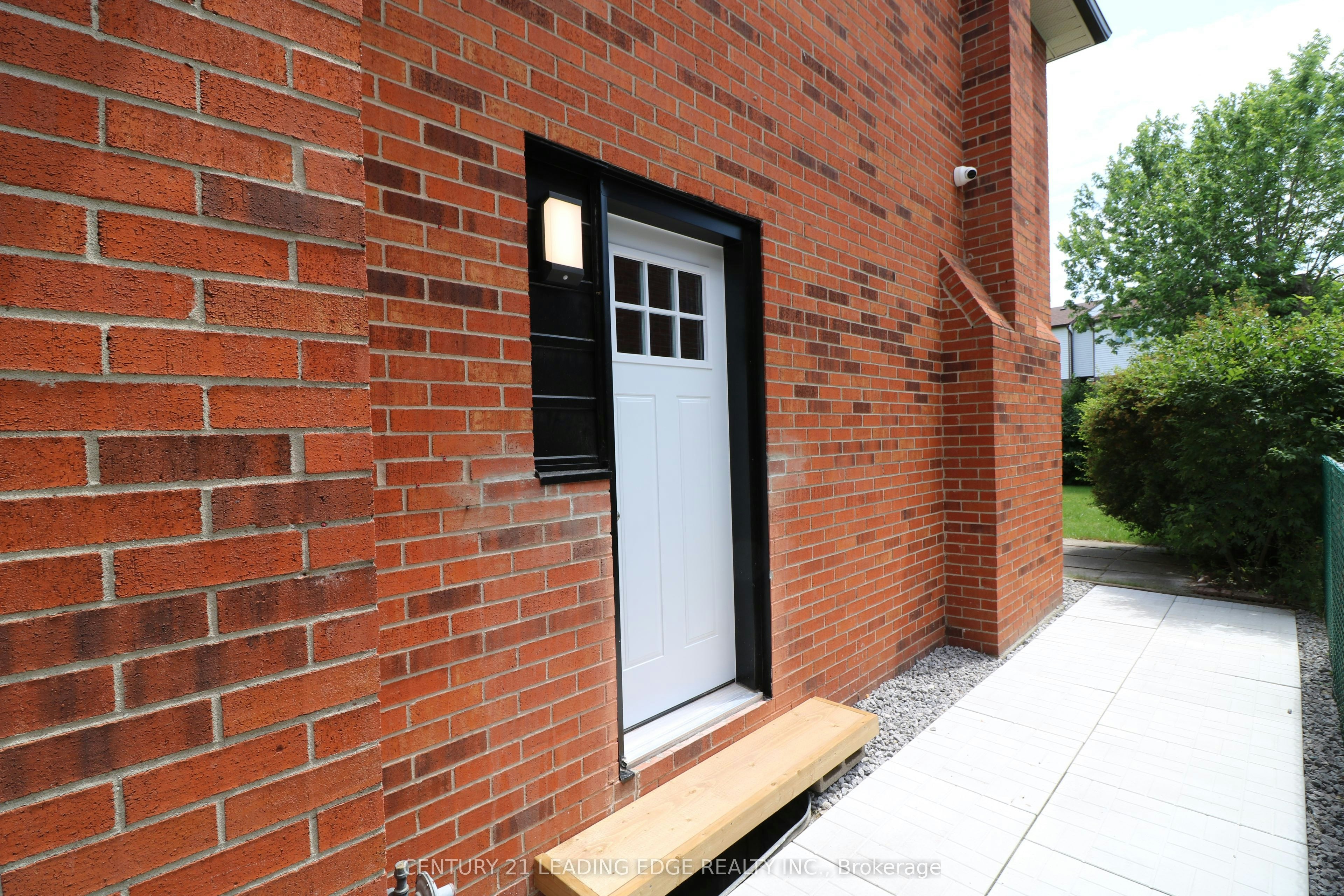 BSMT-263 Ingleton Boulevard, Toronto, ON, M1V 2A3 3