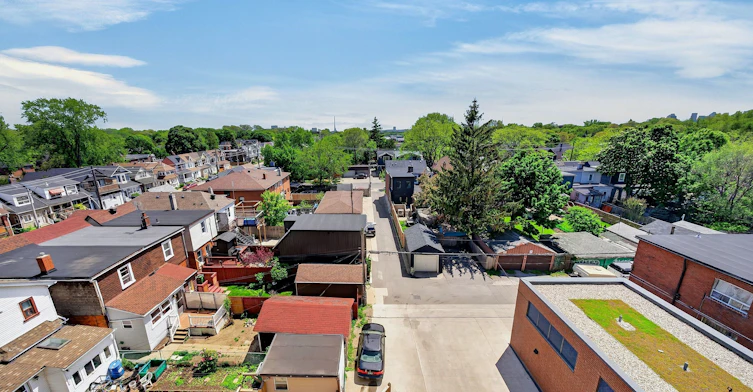 503-630 Greenwood Avenue, Toronto, ON, M4C 1J8 - 32