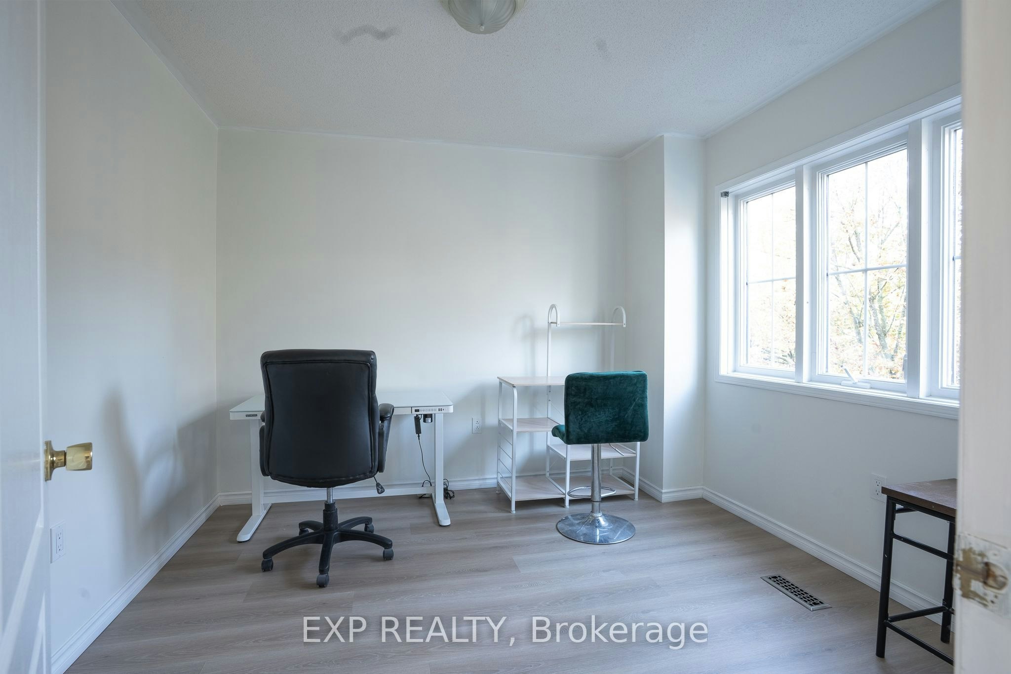 1892 Secretariat Place, Oshawa, ON, L1L 1C7 - 16