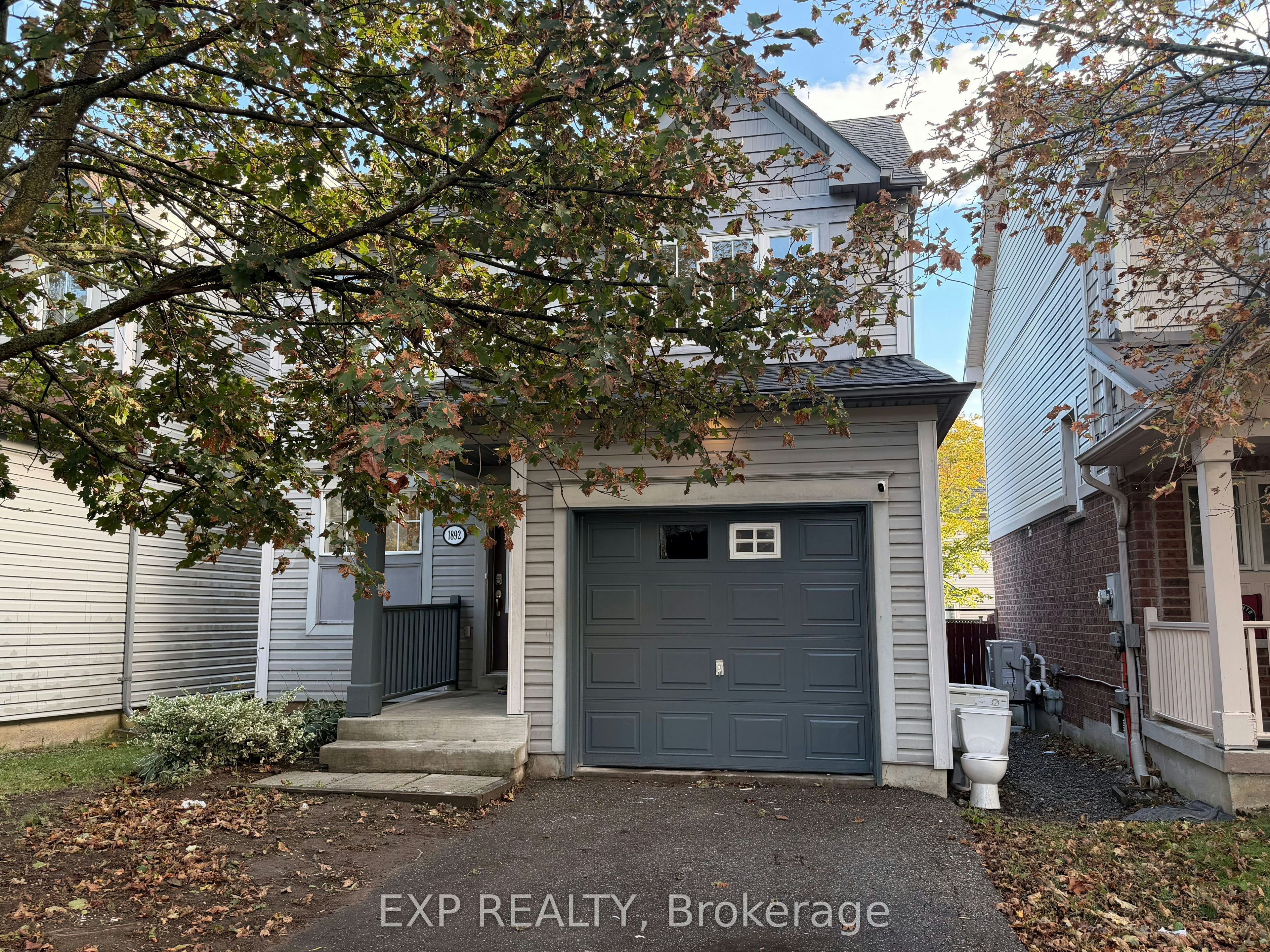 1892 Secretariat Place, Oshawa, ON, L1L 1C7 - 3