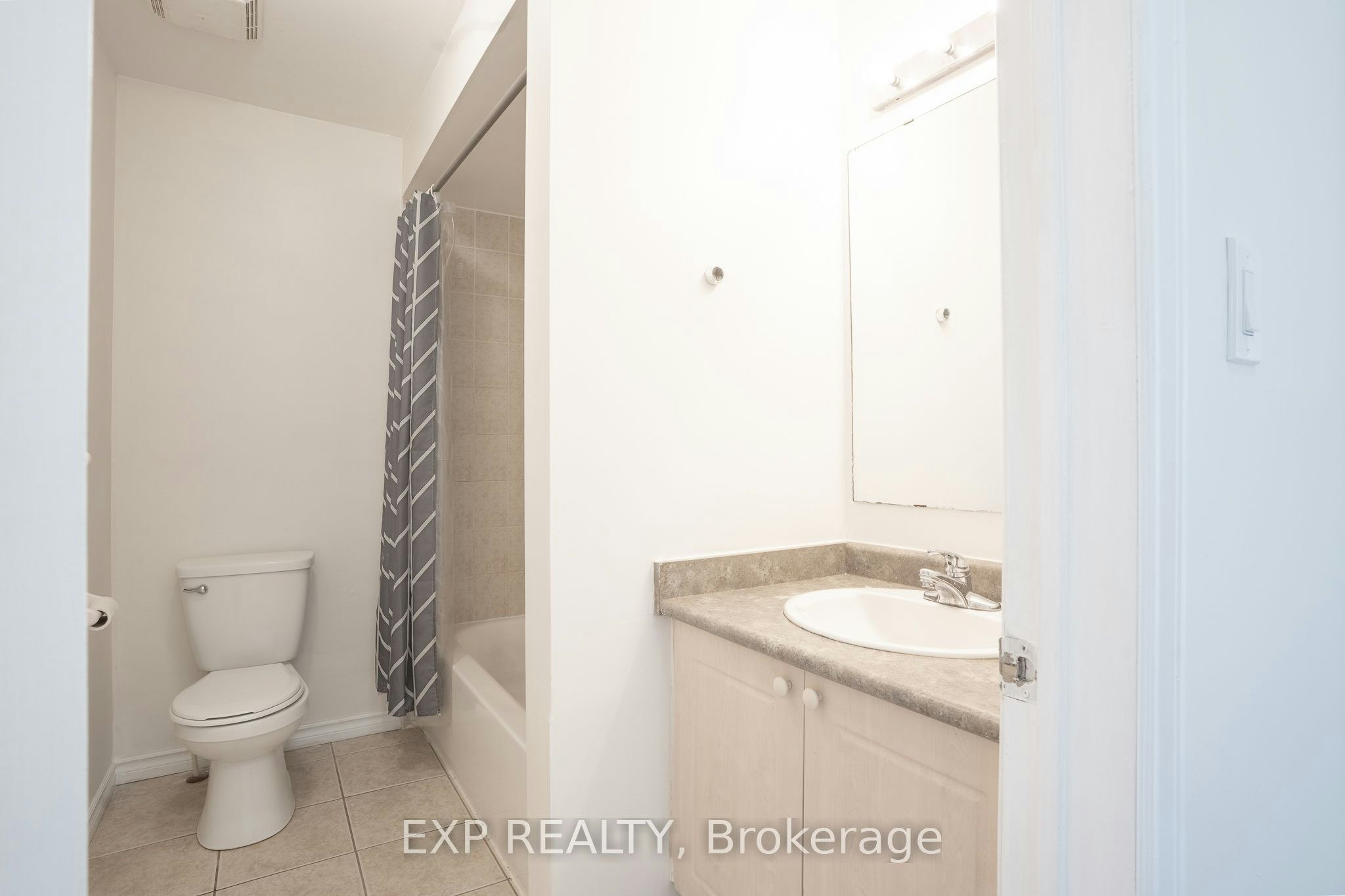 1892 Secretariat Place, Oshawa, ON, L1L 1C7 - 9