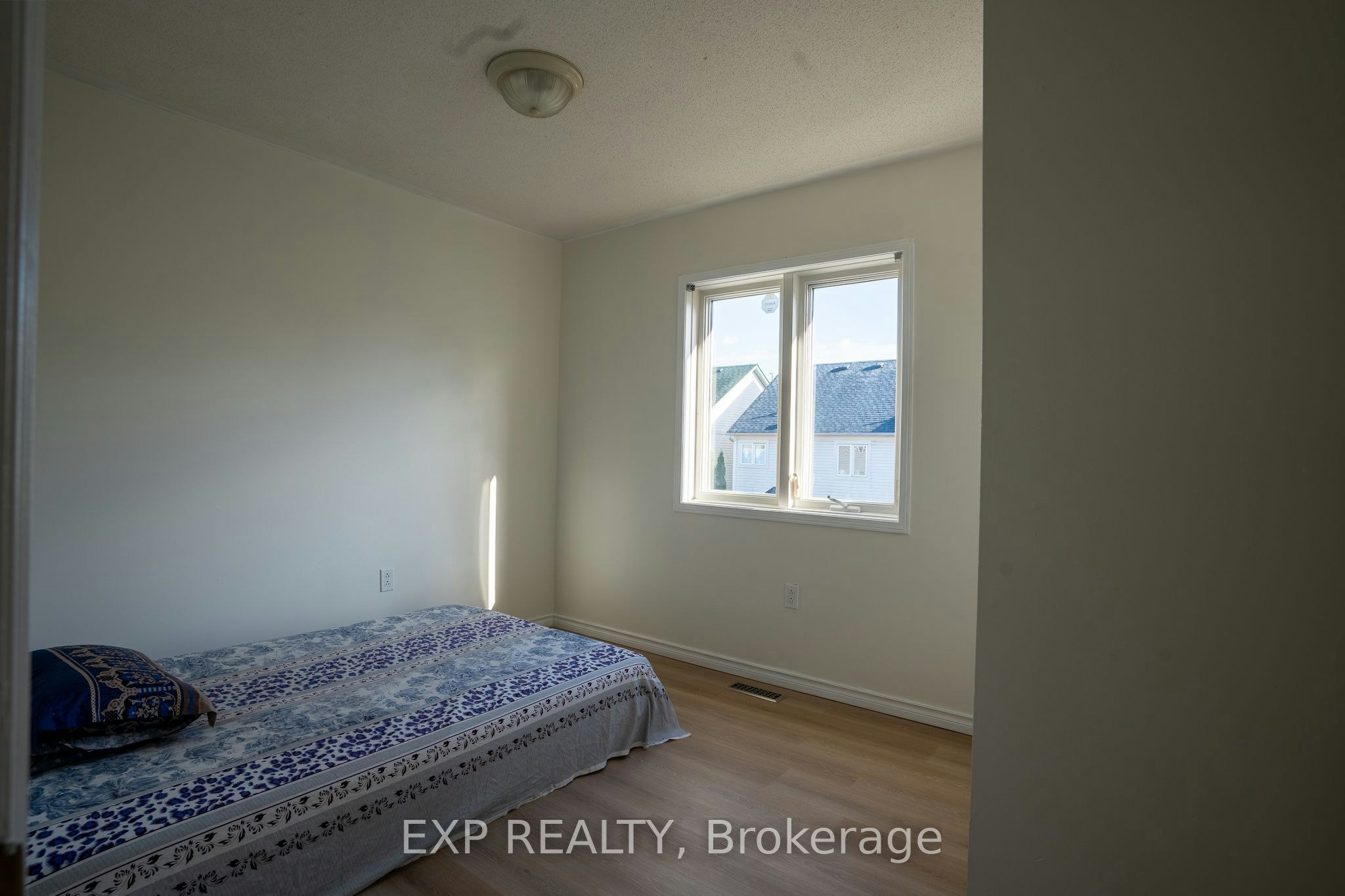 1892 Secretariat Place, Oshawa, ON, L1L 1C7 - 11