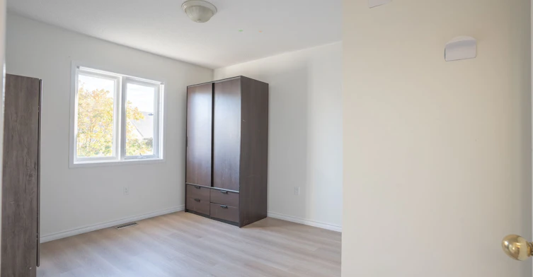 1892 Secretariat Place, Oshawa, ON, L1L 1C7 - 10