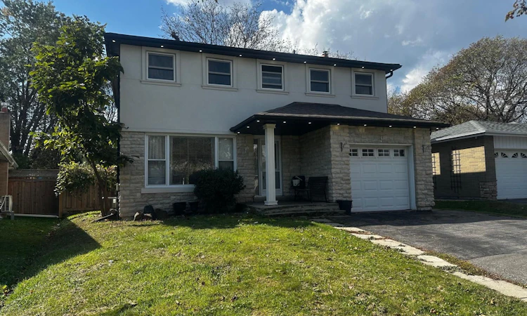 71 Sandrift Square