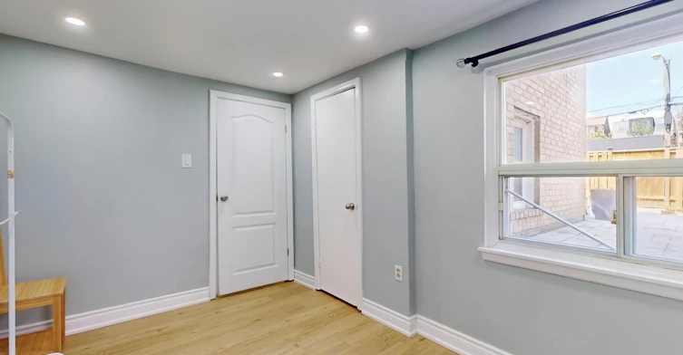 First Floor & Basement-24 Kewbeach Avenue, Toronto, ON, M4L 1B7 - 19
