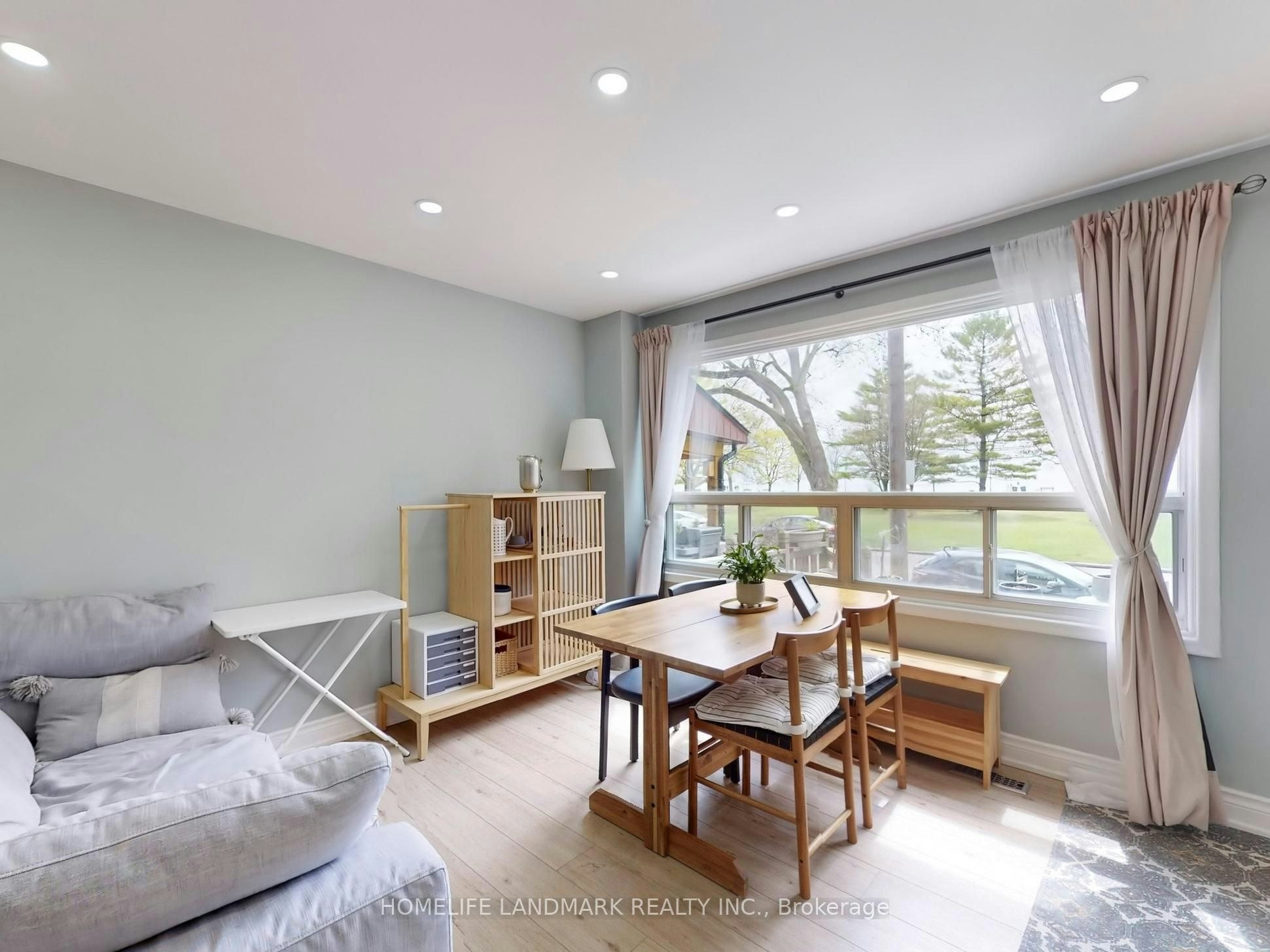 First Floor & Basement-24 Kewbeach Avenue, Toronto, ON, M4L 1B7 - 8