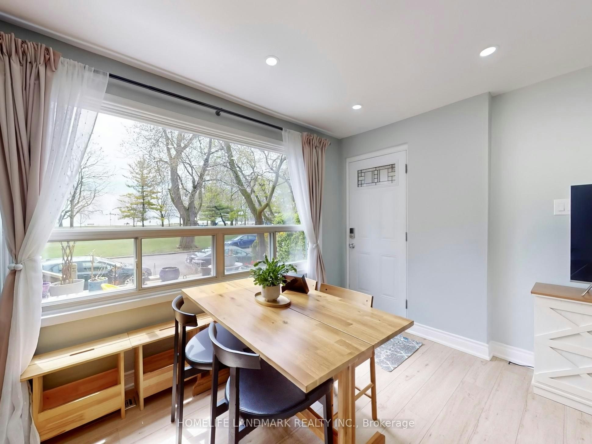 First Floor & Basement-24 Kewbeach Avenue, Toronto, ON, M4L 1B7 - 6