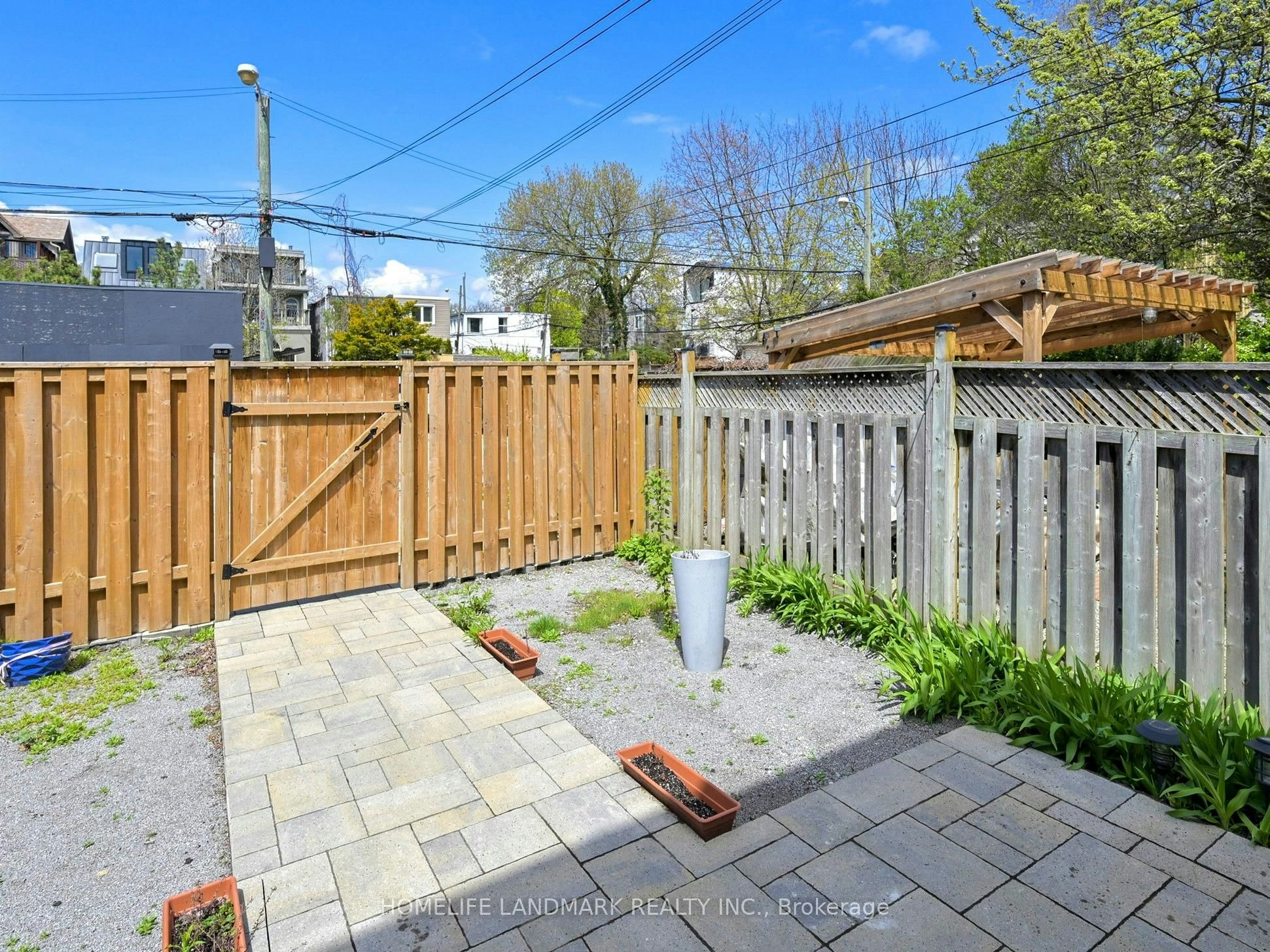 First Floor & Basement-24 Kewbeach Avenue, Toronto, ON, M4L 1B7 - 21