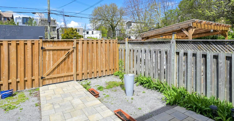 First Floor & Basement-24 Kewbeach Avenue, Toronto, ON, M4L 1B7 - 21