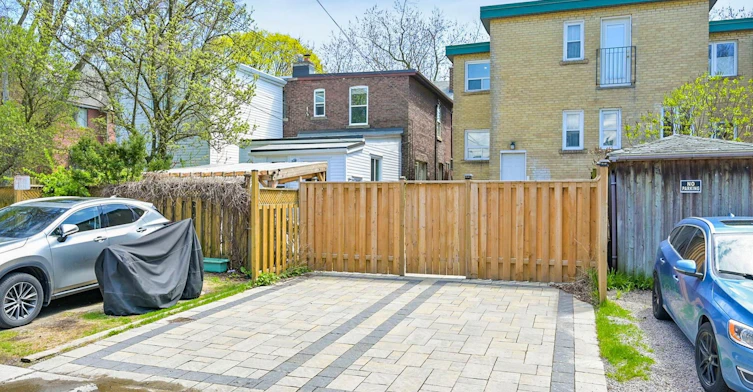 First Floor & Basement-24 Kewbeach Avenue, Toronto, ON, M4L 1B7 - 23