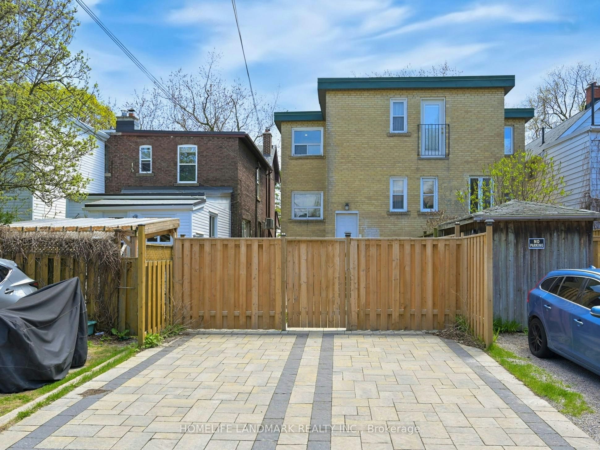 First Floor & Basement-24 Kewbeach Avenue, Toronto, ON, M4L 1B7 - 22