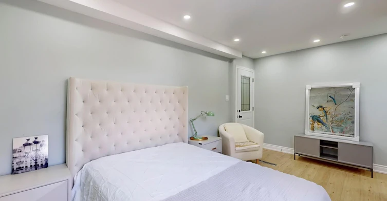 First Floor & Basement-24 Kewbeach Avenue, Toronto, ON, M4L 1B7 - 16
