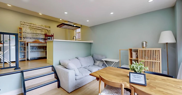 First Floor & Basement-24 Kewbeach Avenue, Toronto, ON, M4L 1B7 - 9