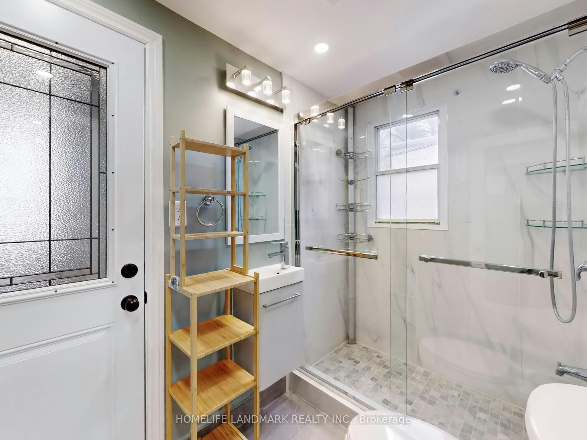 First Floor & Basement-24 Kewbeach Avenue, Toronto, ON, M4L 1B7 - 17