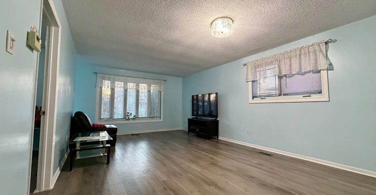 15 Hutcherson Square, Toronto, ON, M1B 1C5 - 7