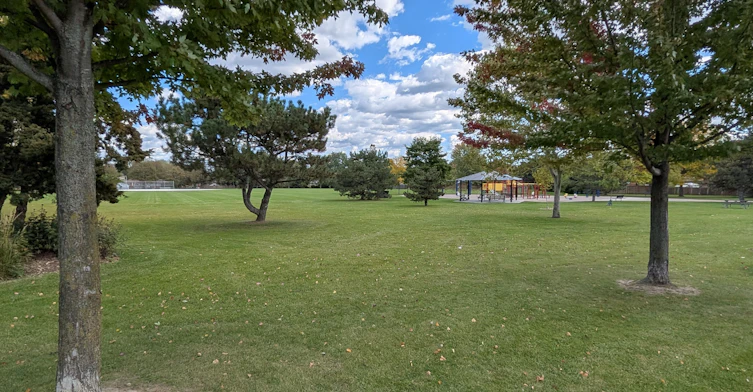 Main-43 Lewiston Road, Toronto, ON, M1P 1X8 - 11