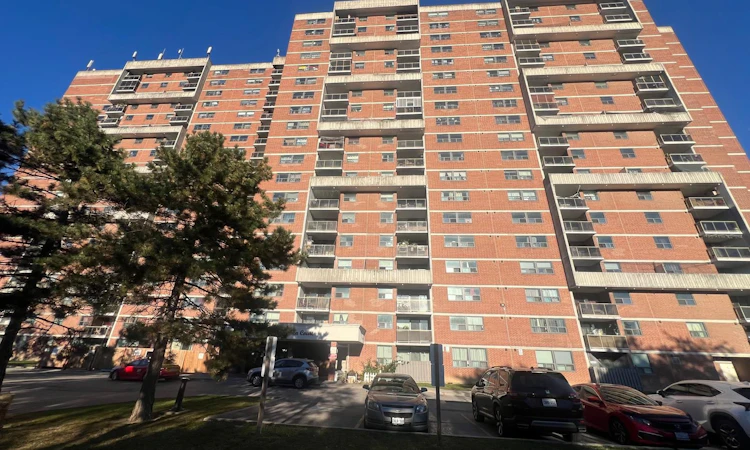 1008-100 Wingarden Court