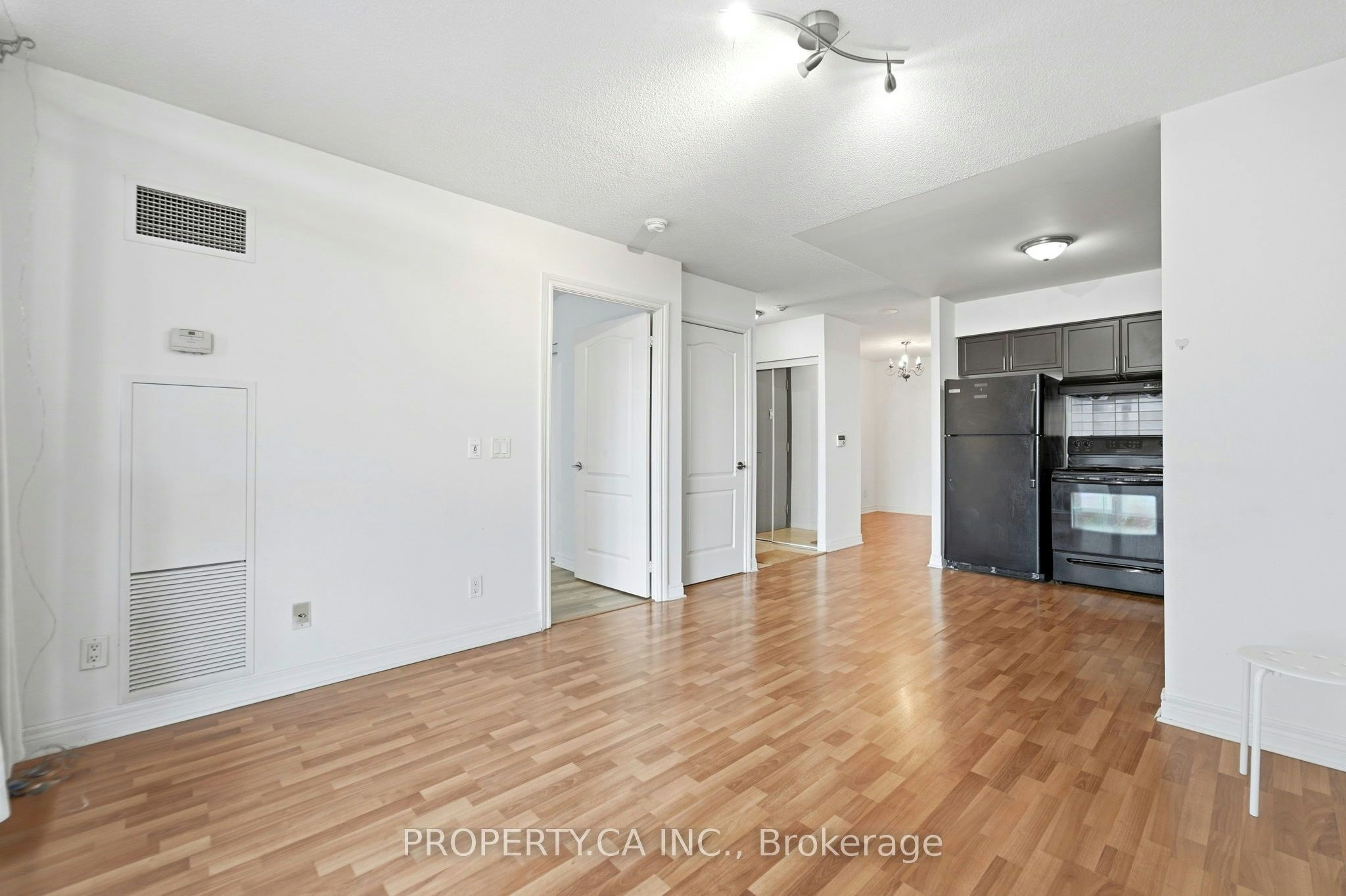203-70 Town Centre Court, Toronto, ON, M1P 0B2 - 9