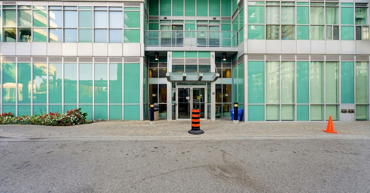 203-70 Town Centre Court, Toronto, ON, M1P 0B2 - 4
