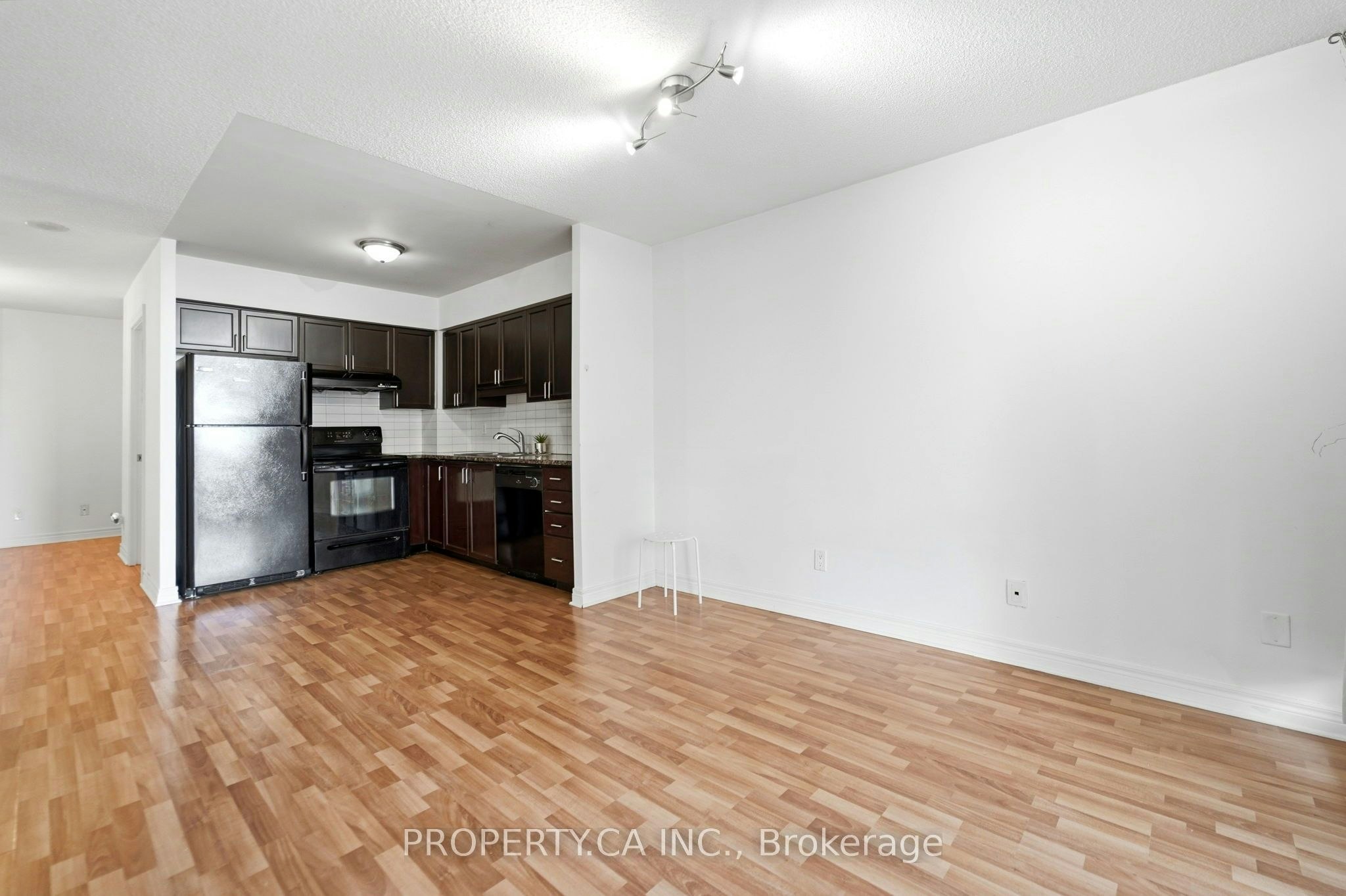 203-70 Town Centre Court, Toronto, ON, M1P 0B2 - 8