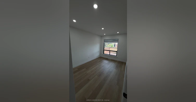 31A (Main Floor) Laurel Avenue, Toronto, ON, M1K 3J3 - 9