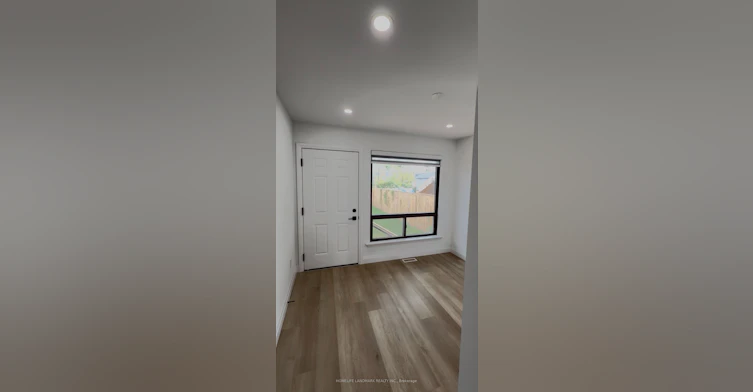 31A (Main Floor) Laurel Avenue, Toronto, ON, M1K 3J3 - 10