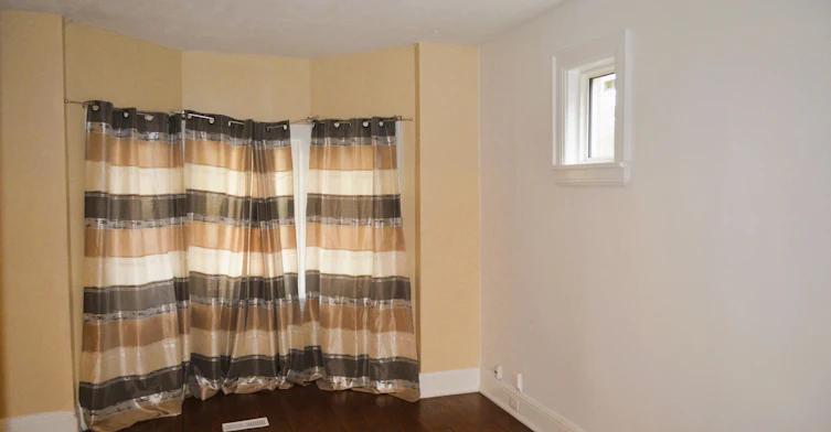 188 Adelaide Avenue E, Oshawa, ON, L1G 1Z4 - 3