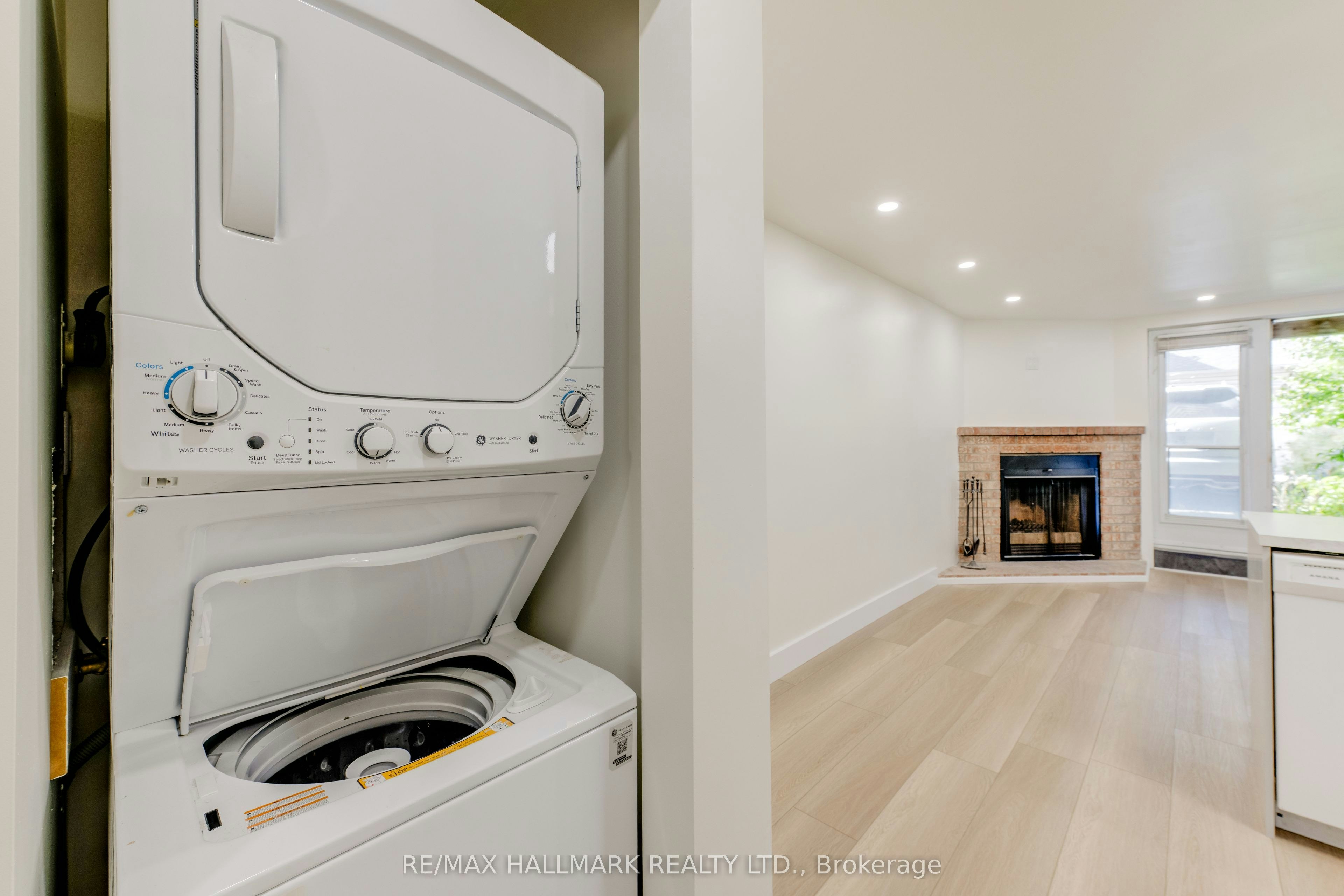 Lower Unit-8 Empire Avenue, Toronto, ON, M4M 2L4 - 12