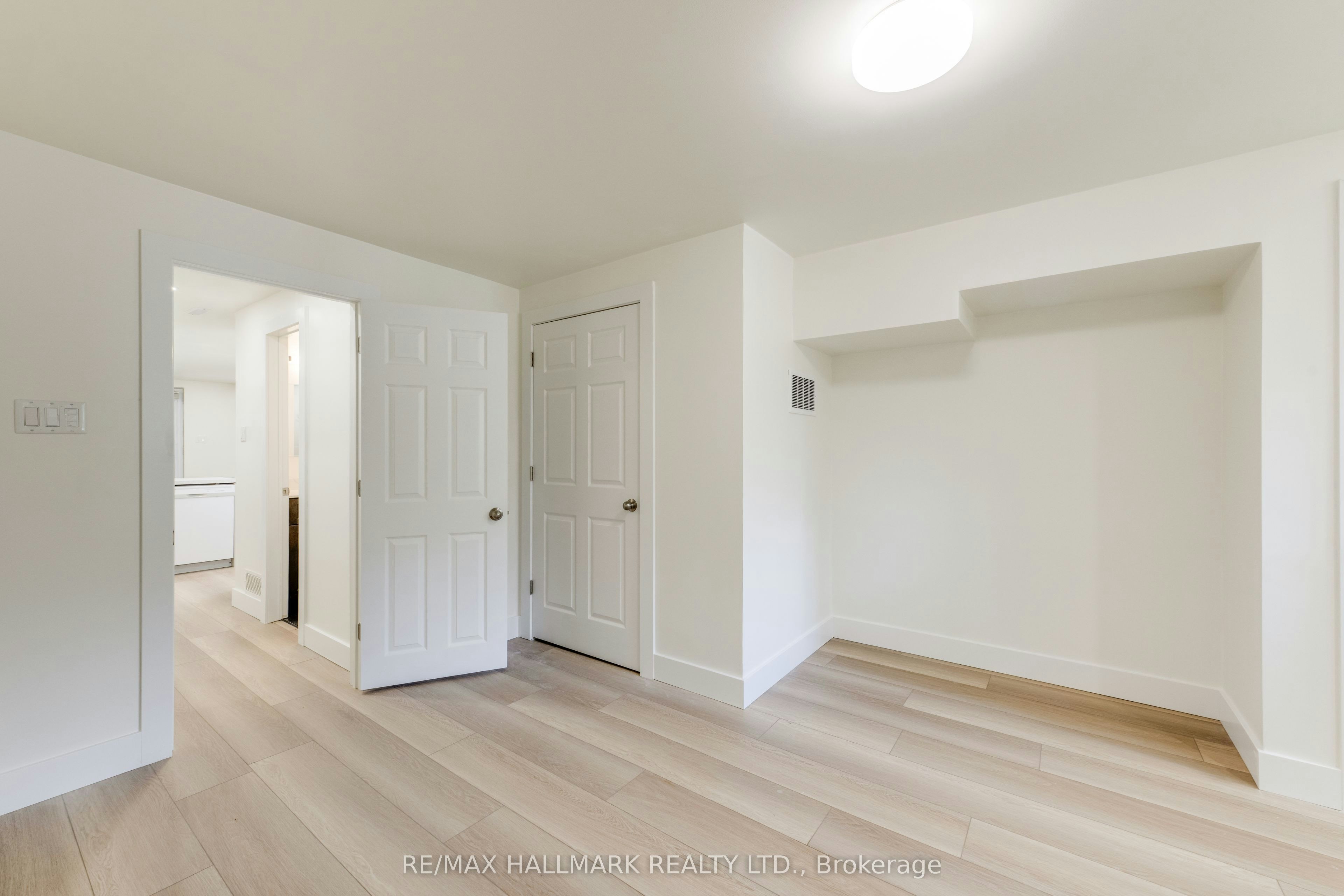 Lower Unit-8 Empire Avenue, Toronto, ON, M4M 2L4 - 10