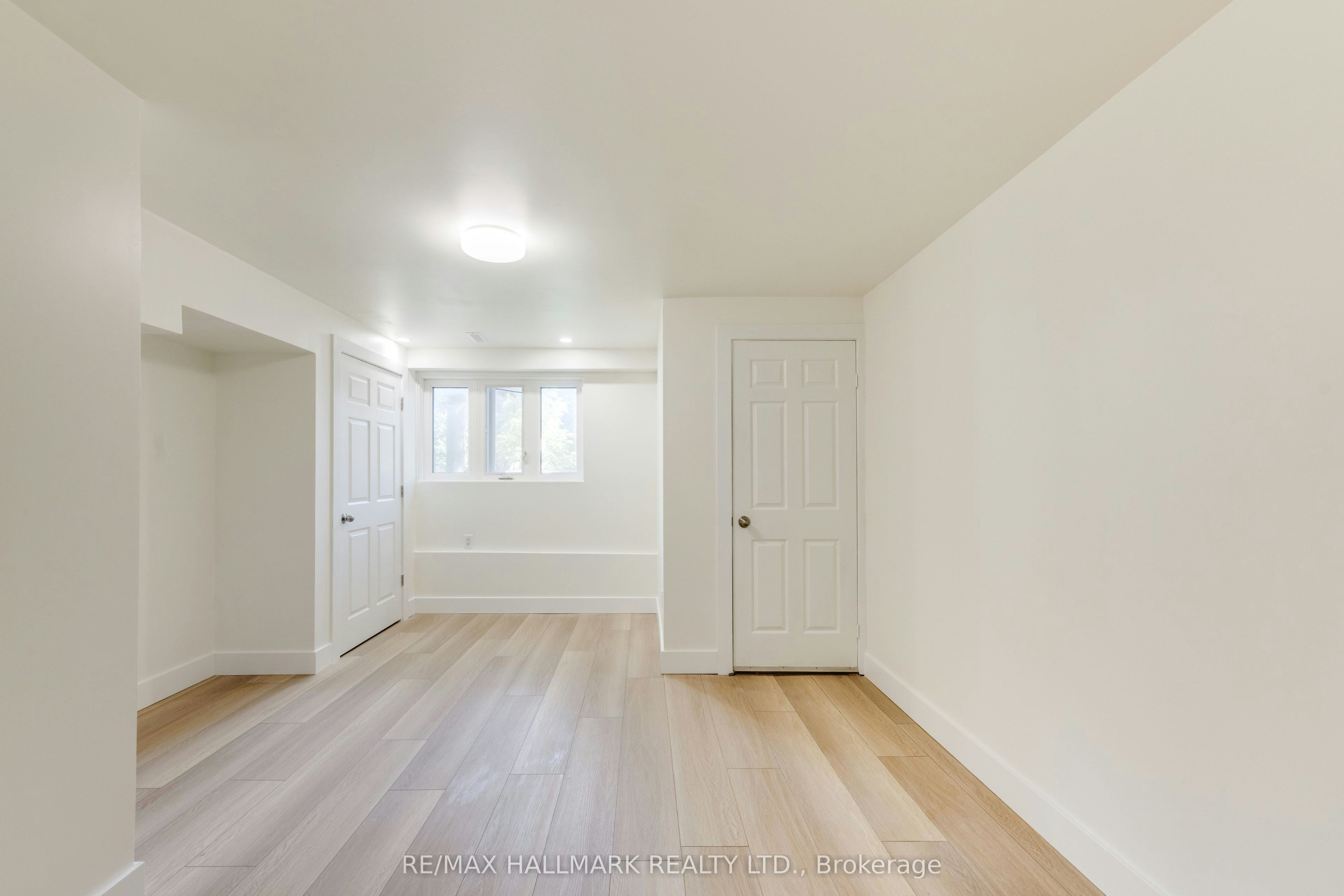 Lower Unit-8 Empire Avenue, Toronto, ON, M4M 2L4 - 9