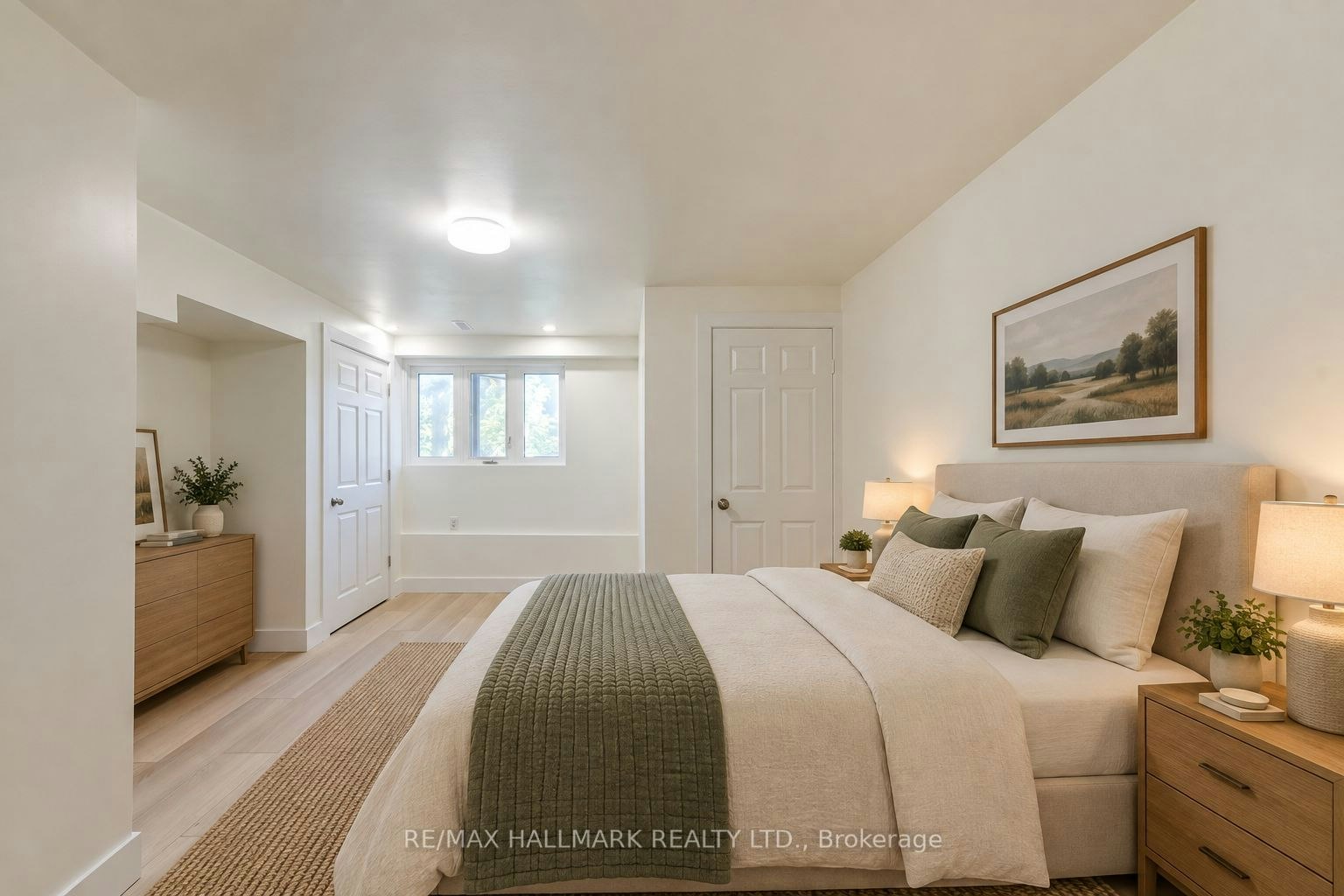 Lower Unit-8 Empire Avenue, Toronto, ON, M4M 2L4 - 8