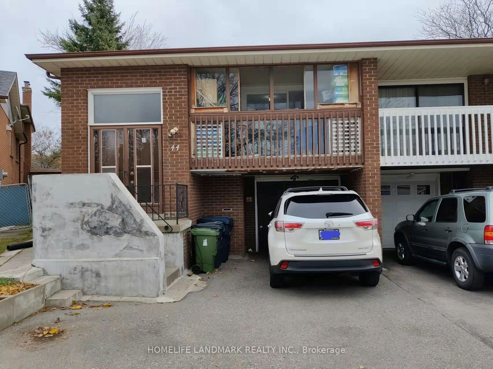 44 Lady Churchill Court, Toronto, ON, M1V 2J6