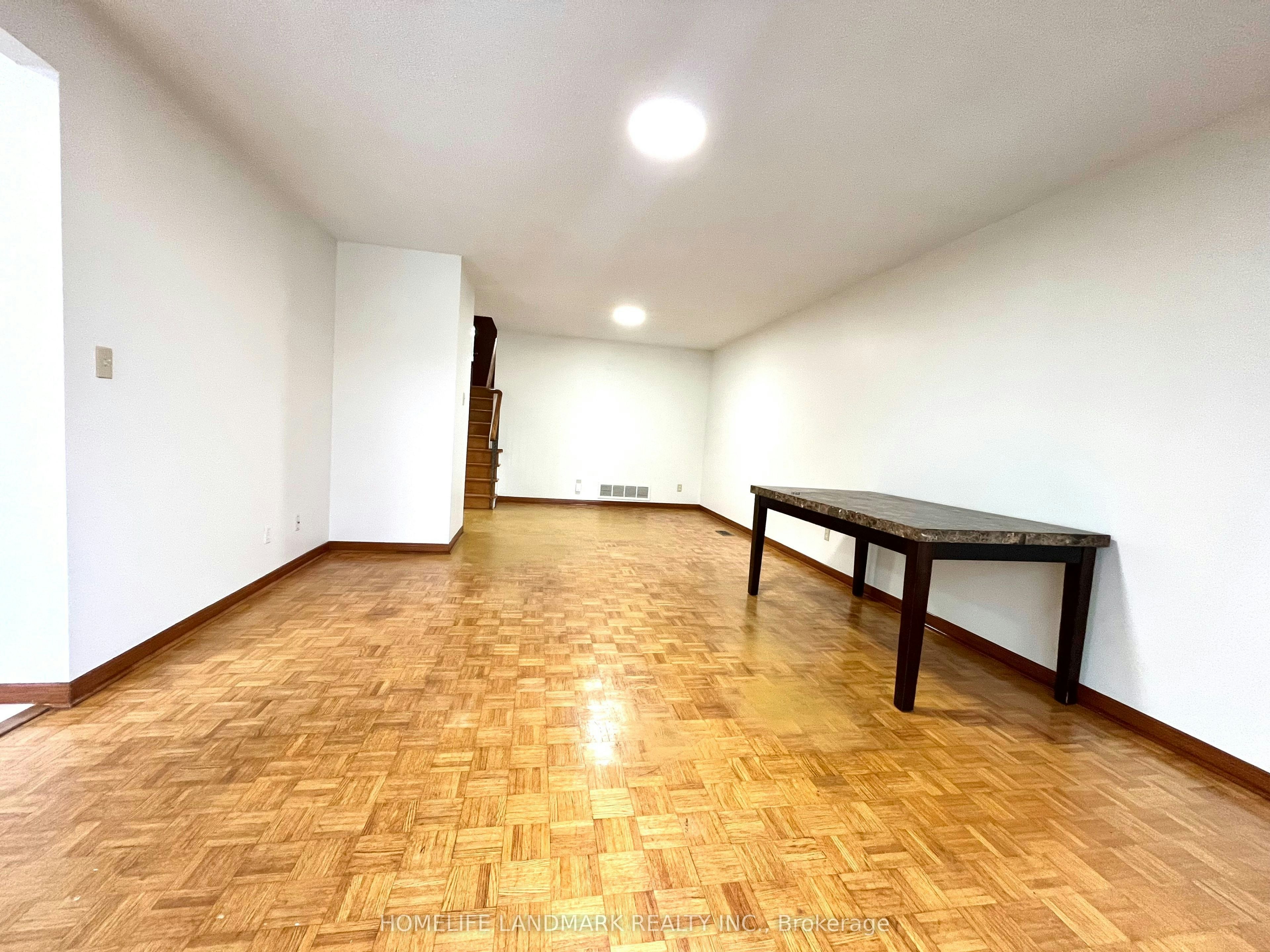 44 Lady Churchill Court, Toronto, ON, M1V 2J6 - 4