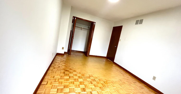 44 Lady Churchill Court, Toronto, ON, M1V 2J6 - 12