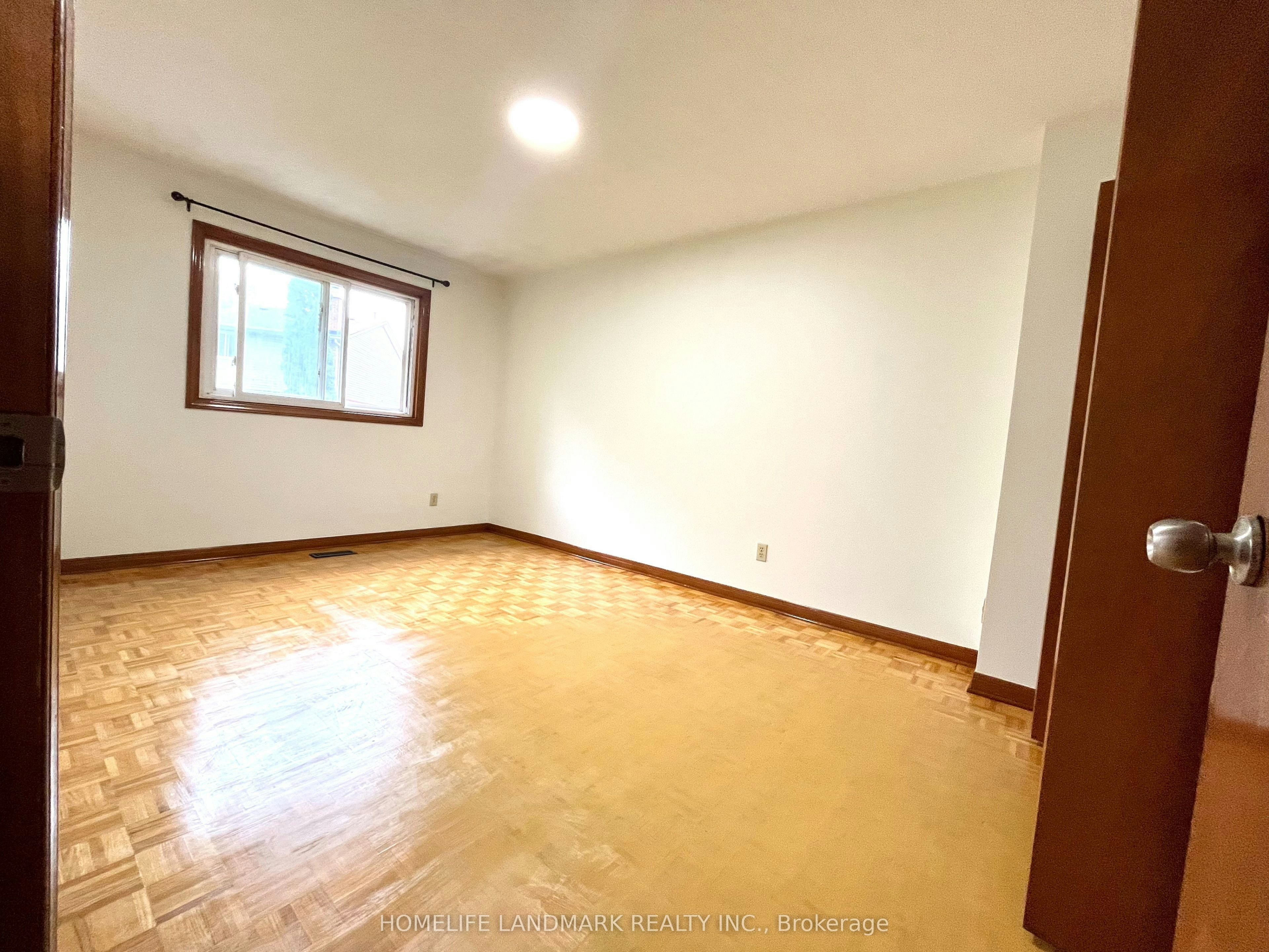 44 Lady Churchill Court, Toronto, ON, M1V 2J6 - 11