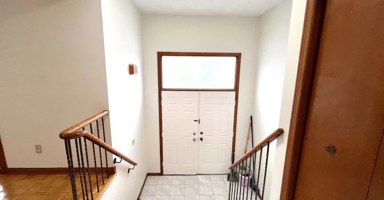 44 Lady Churchill Court, Toronto, ON, M1V 2J6 - 3