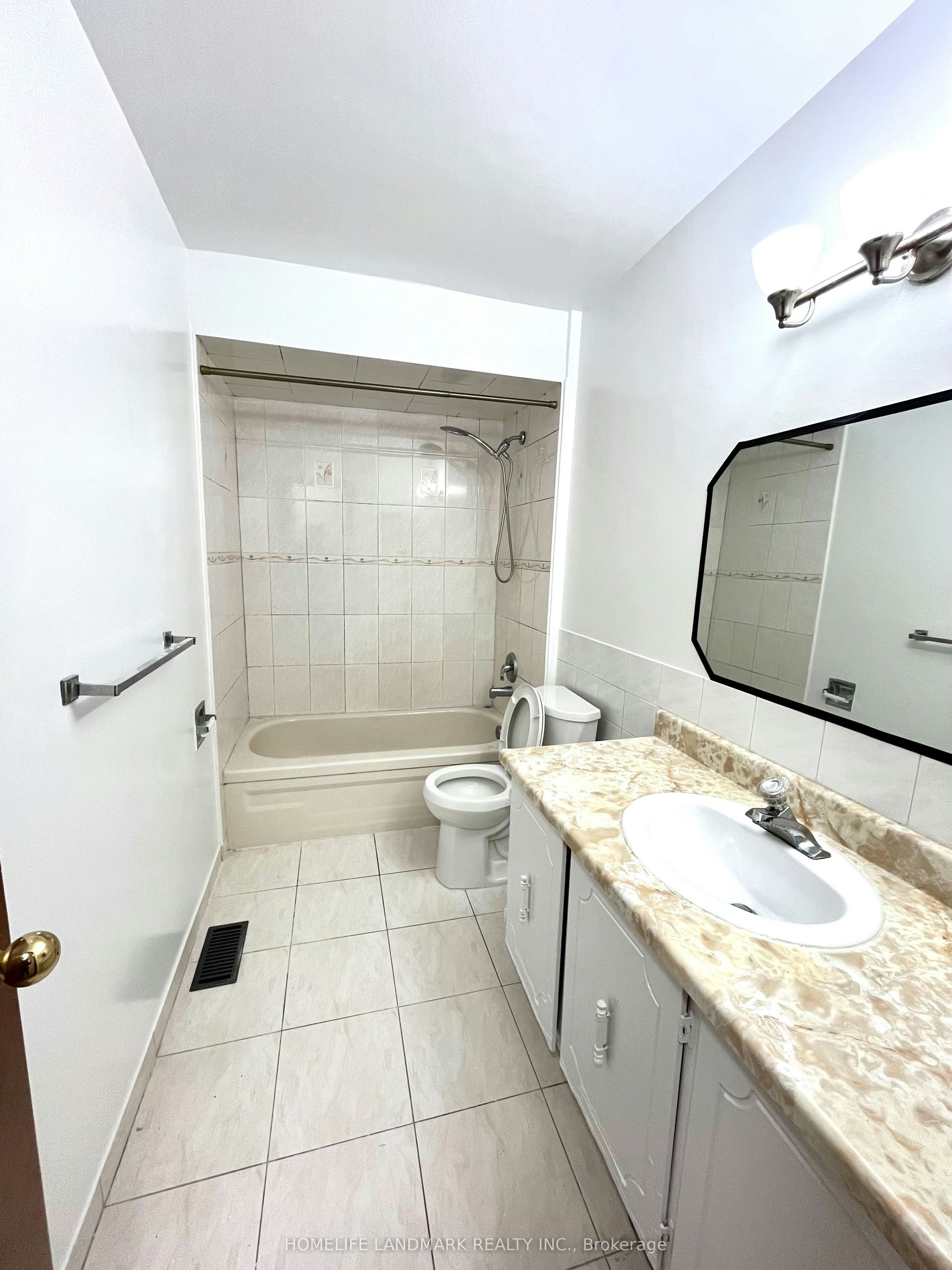 44 Lady Churchill Court, Toronto, ON, M1V 2J6 - 10