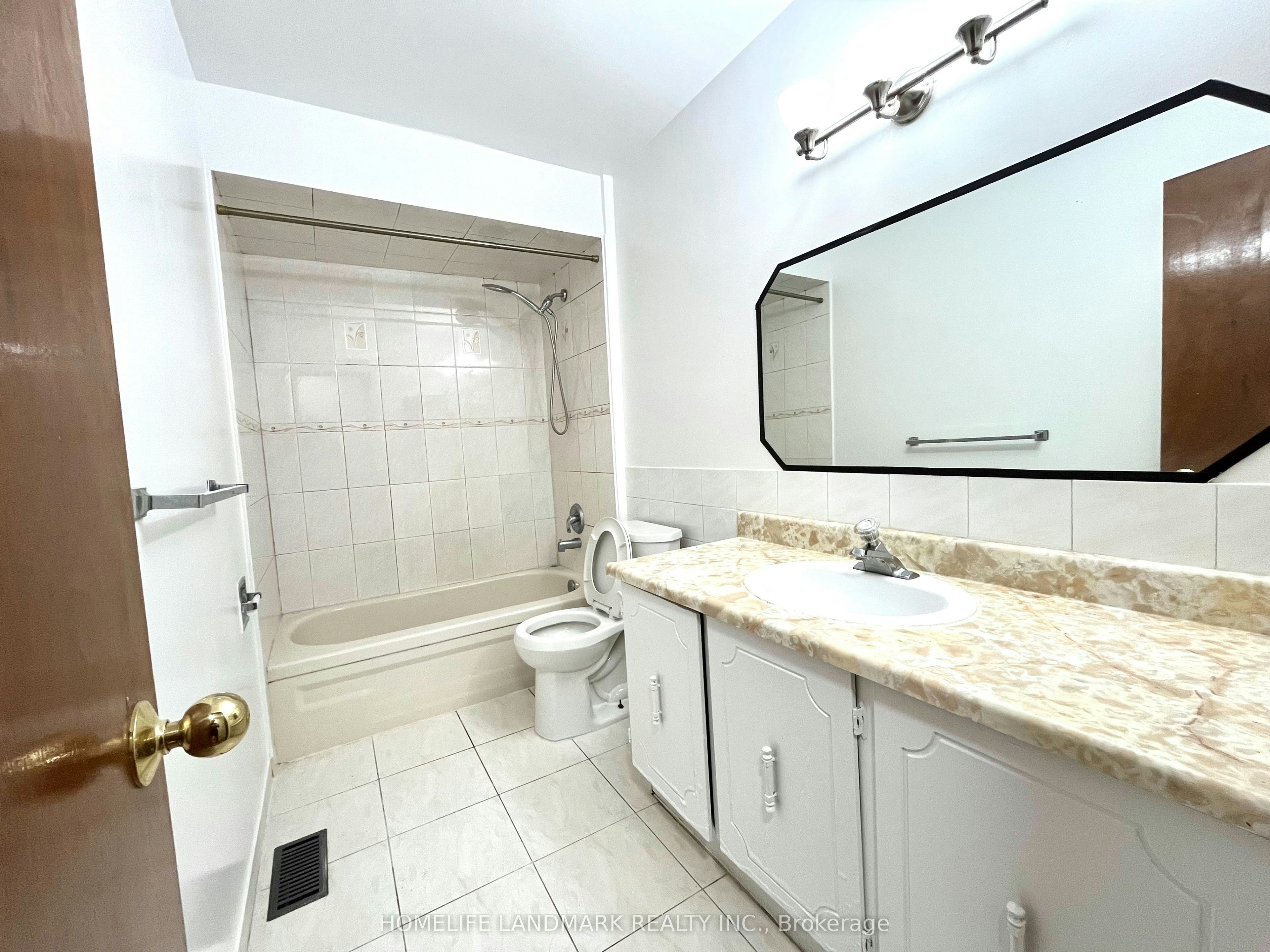 44 Lady Churchill Court, Toronto, ON, M1V 2J6 - 9