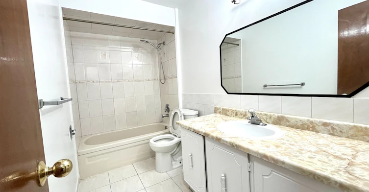 44 Lady Churchill Court, Toronto, ON, M1V 2J6 - 9