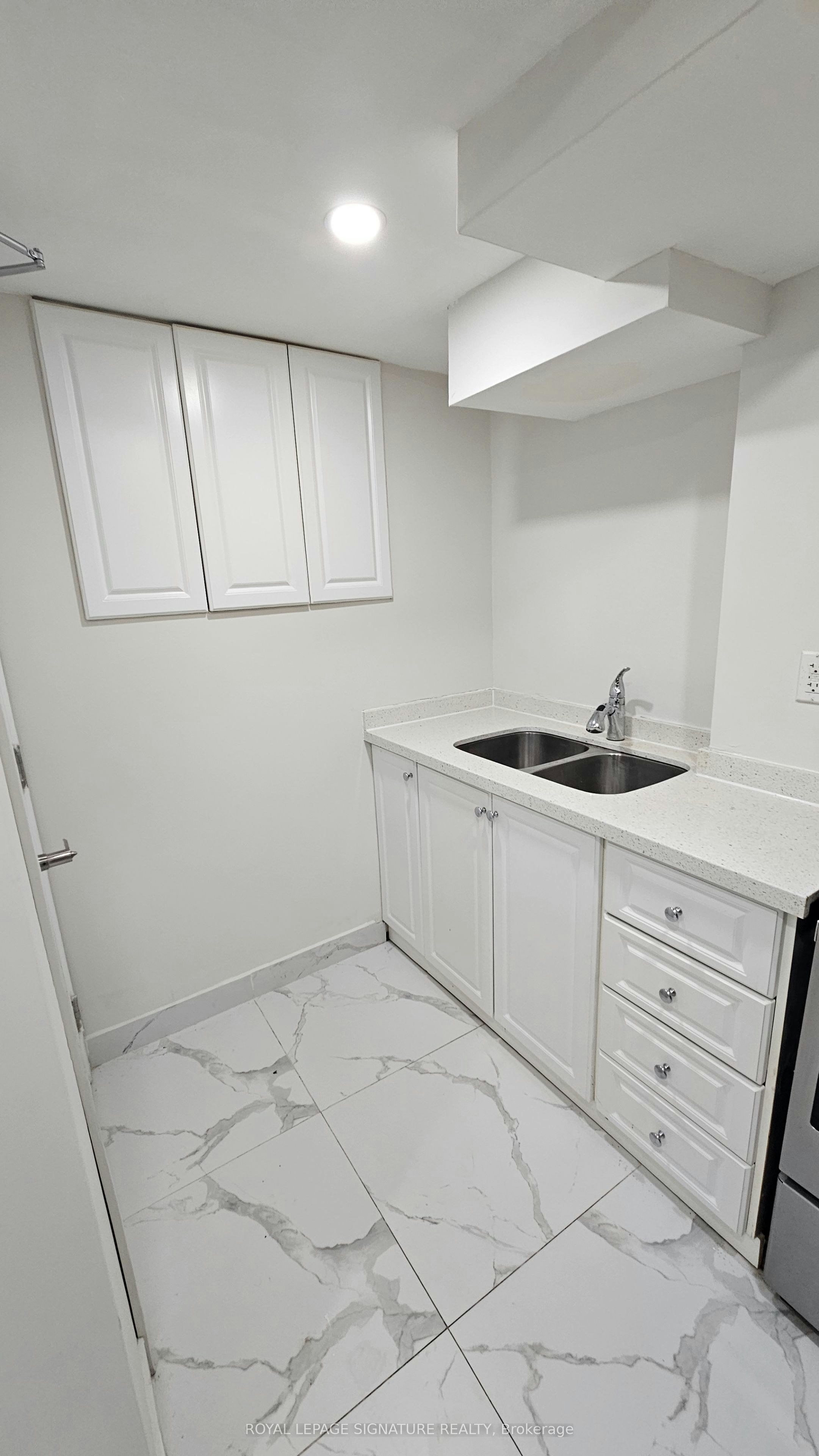 Lower-772 Scarborough Golf Club Road, Toronto, ON, M1G 1J1 - 7
