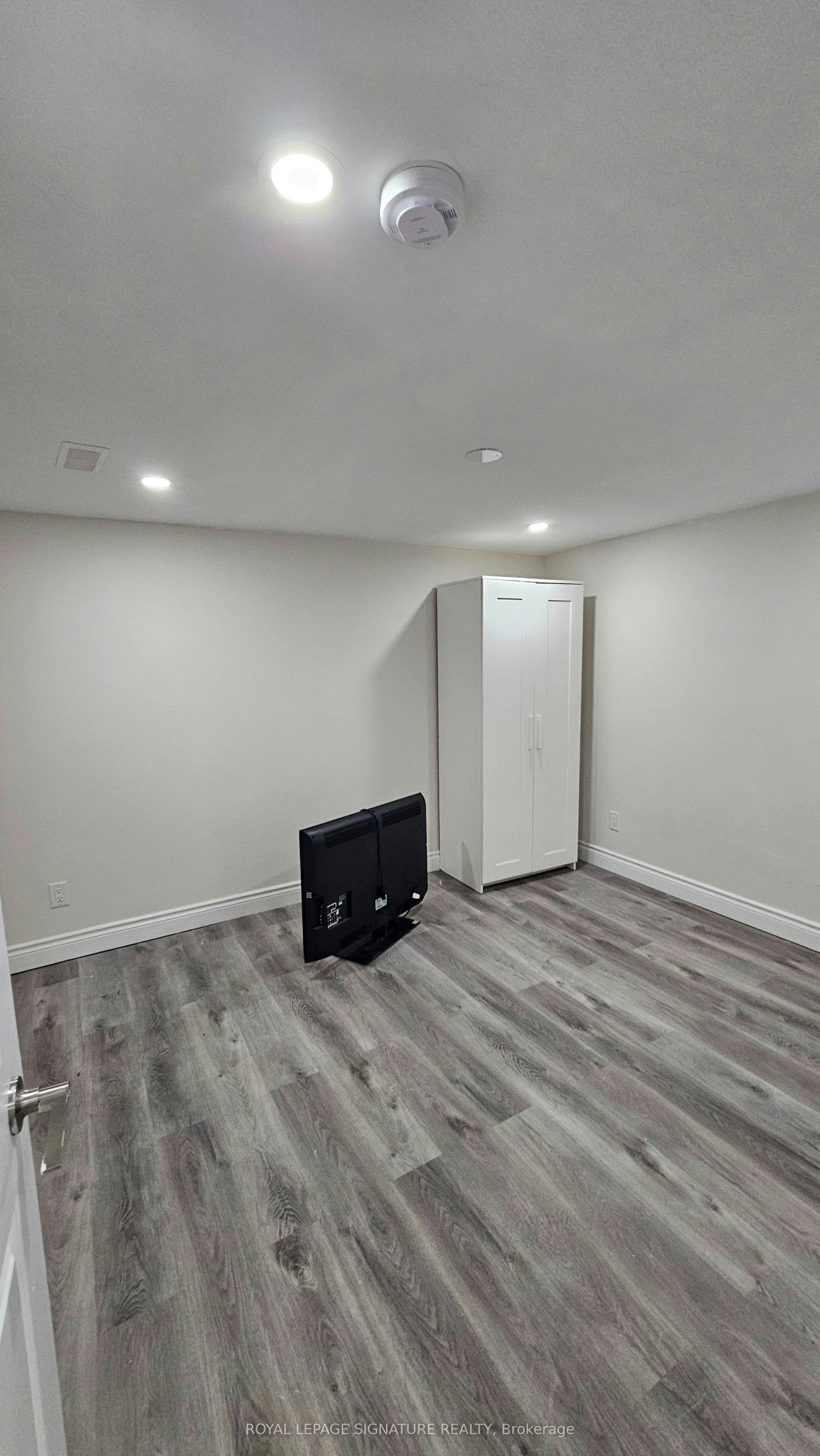 Lower-772 Scarborough Golf Club Road, Toronto, ON, M1G 1J1 - 4