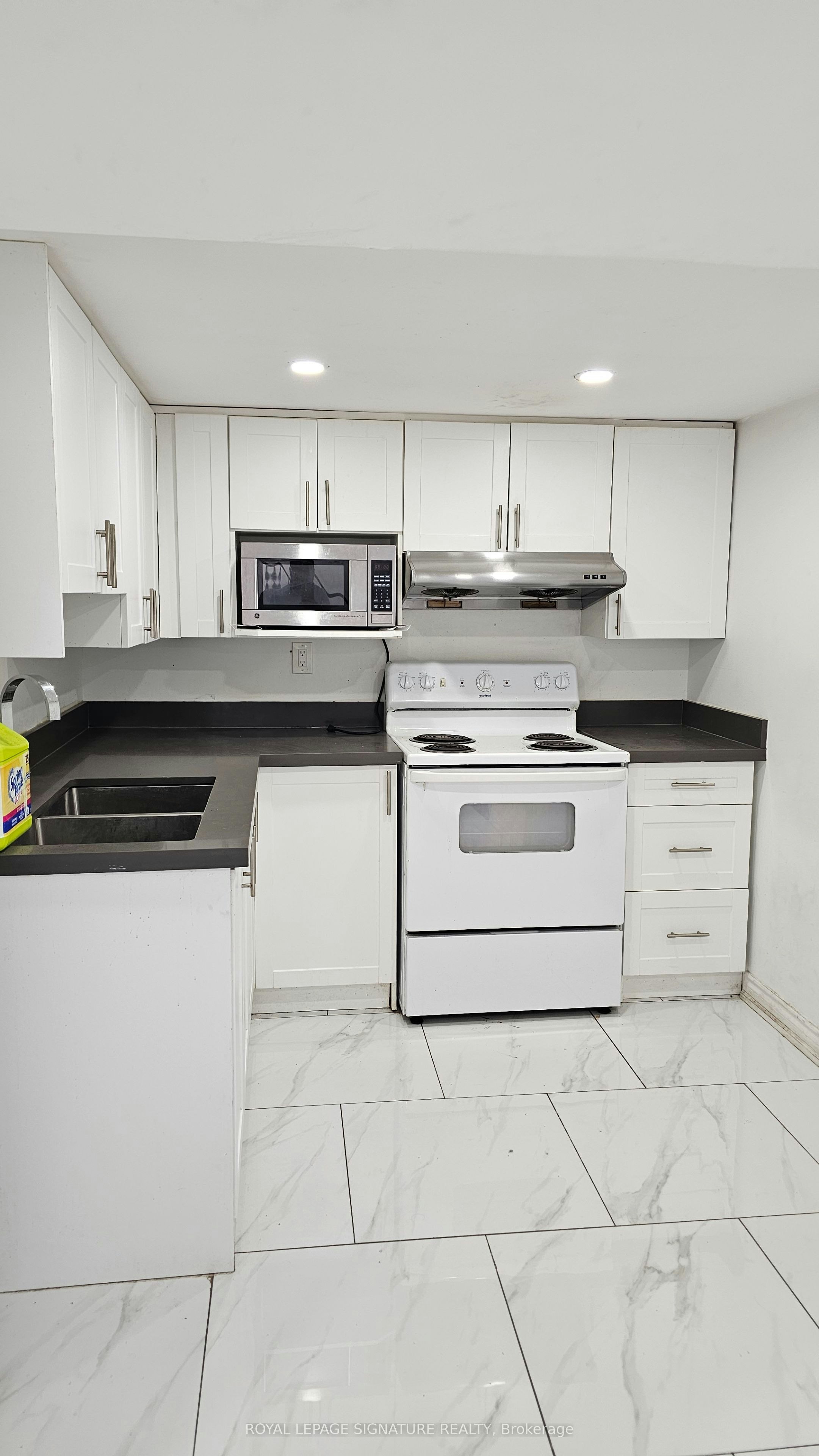 Lower-772 Scarborough Golf Club Road, Toronto, ON, M1G 1J1 - 2